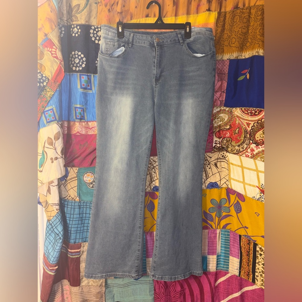 Women’s jeans